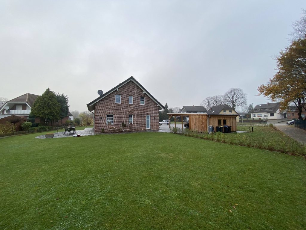 Moormann Hausansicht Gartenseite